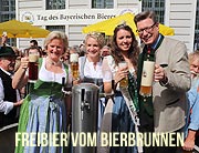 Bayerische Bierwoche . Freibier gibt es am 25.04.2022 am Münchner Bierbrunnen (©Foto: Martin Schmitz)